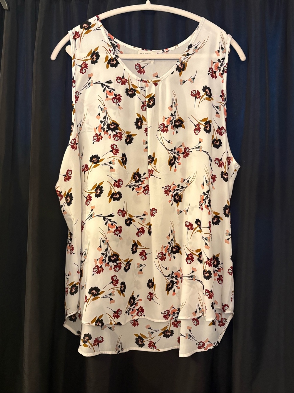 Van Heusen White Sleeveless Floral Blouse.